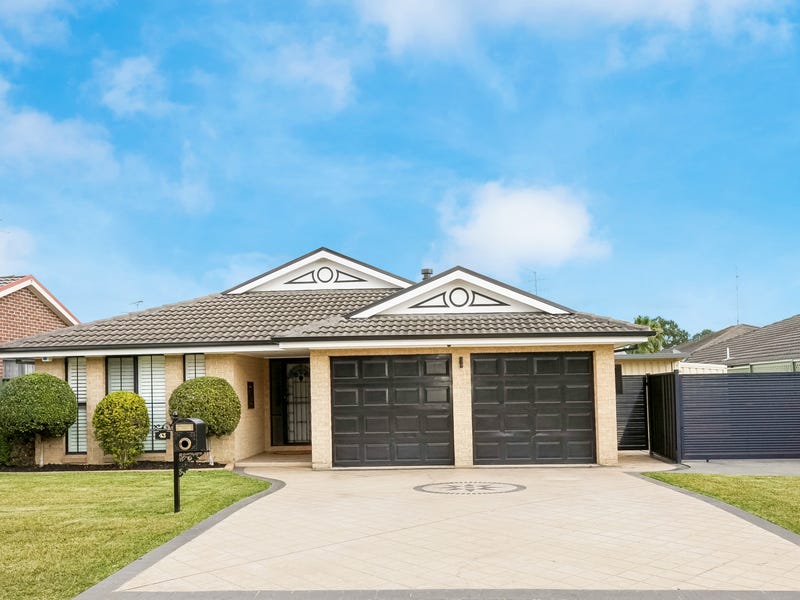 43 Glengarry Drive, Glenmore Park, NSW 2745