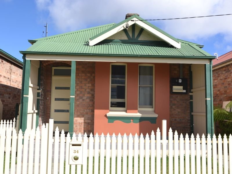 34 Laurence Street, Lithgow, NSW 2790 Property Details
