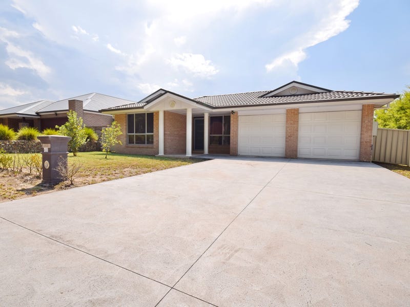 48 Rannoch Drive, West Nowra, NSW 2541