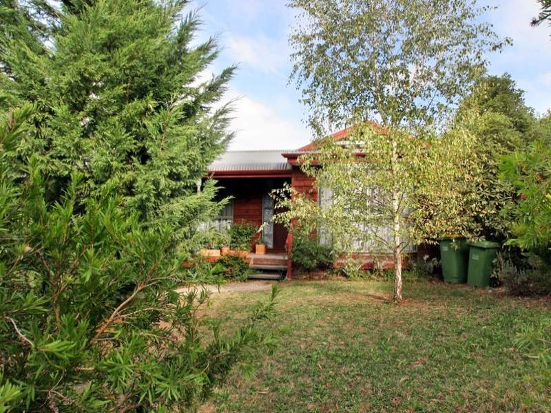 44 Bristol Crescent, Lilydale, Vic 3140 Property Details