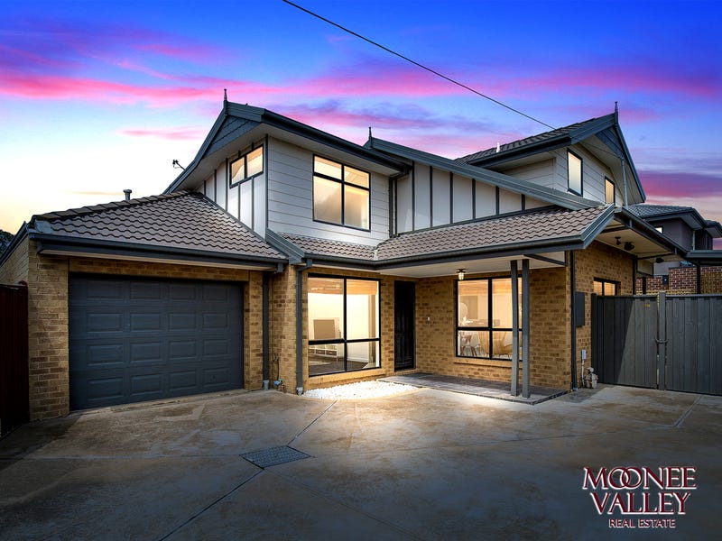 2/7 Bernard Street, Maidstone, VIC 3012