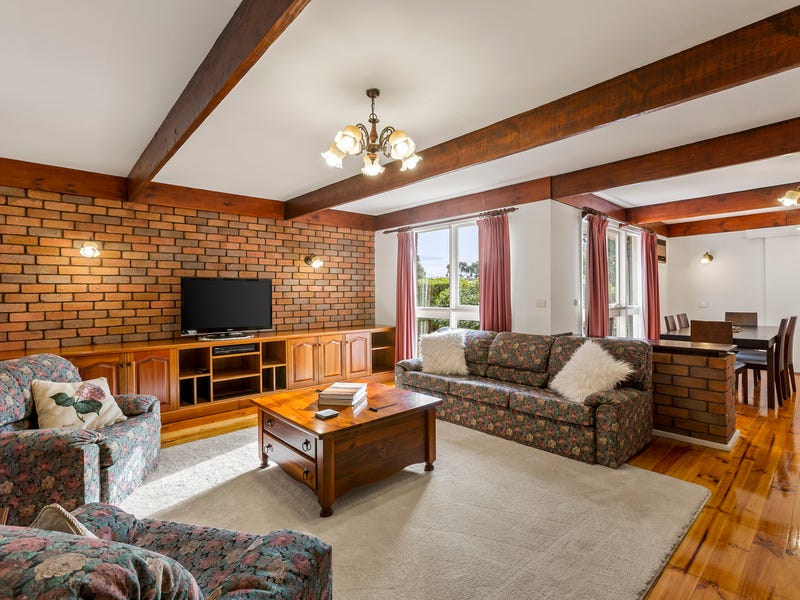 61 Park Street, Inverleigh, Vic 3321 House for Sale