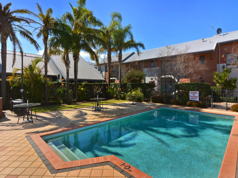 16/14 Lyons Cove, Bunbury, WA 6230 Property Details