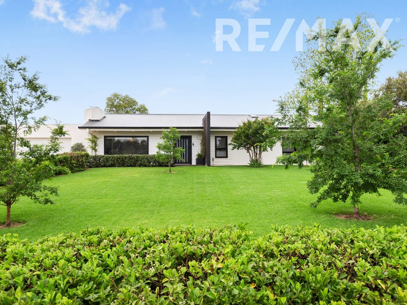 20 Norfolk Avenue, Lake Albert, NSW 2650