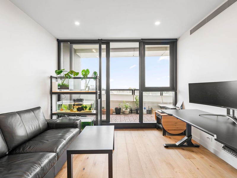 Real Estate & Property for Sale in Nunawading, VIC 3131 (+1 location