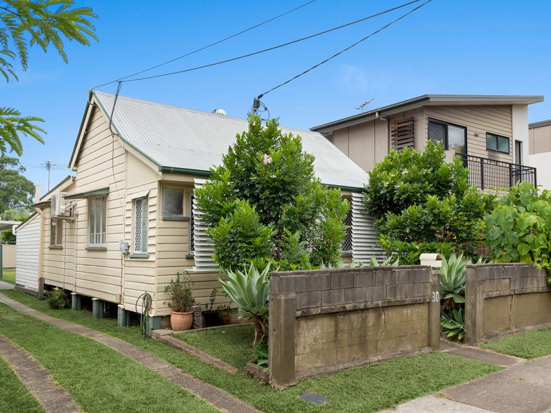 30 Earl Street, Greenslopes, Qld 4120 Property Details