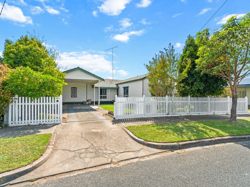 8 Farmer Cres, Traralgon, VIC 3844