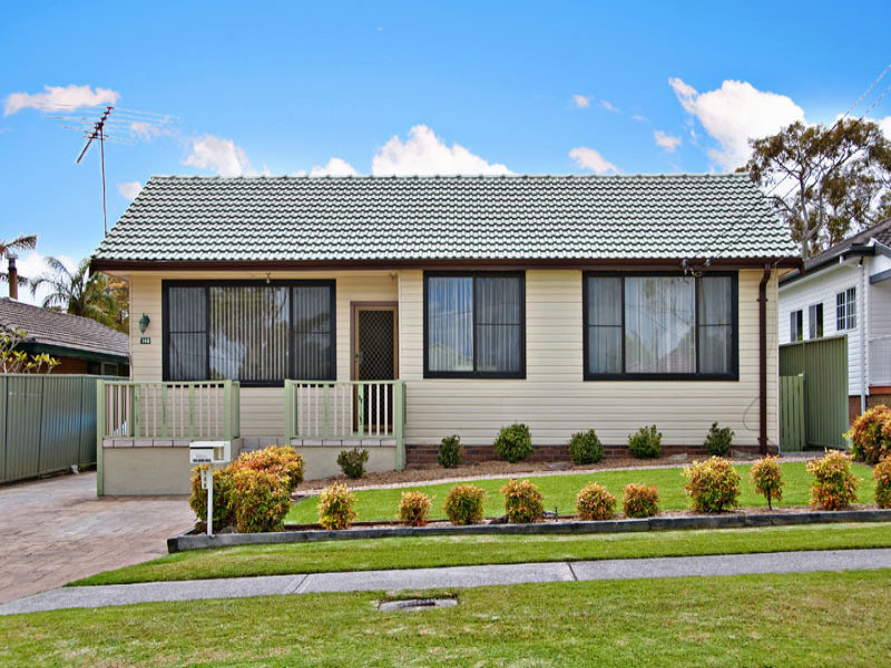 148 Ridge Road, Engadine, NSW 2233