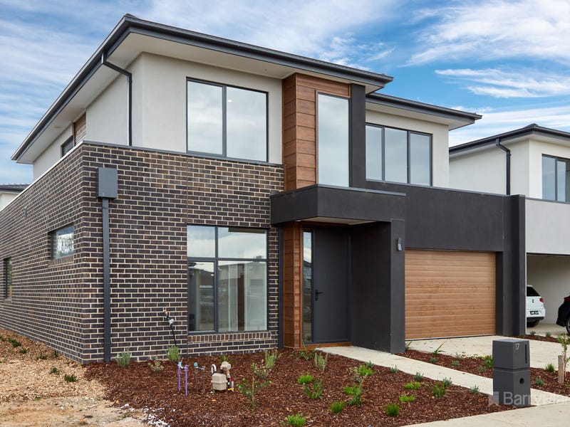 17 Waterfront Way, Keysborough, VIC 3173