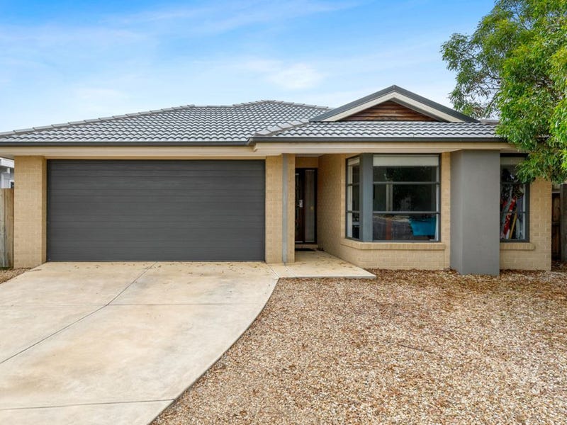 139 Warralily Boulevard, Armstrong Creek, VIC 3217