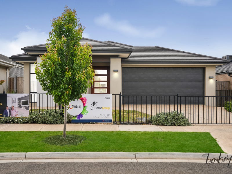 8 Poppy Street, Mickleham, Vic 3064 House for Sale