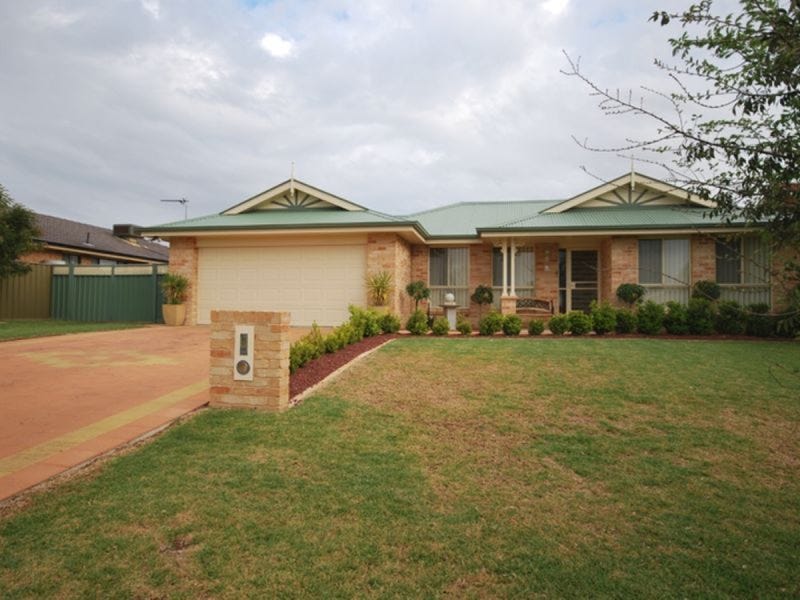 3 Lancaster Park Place, Dubbo, NSW 2830