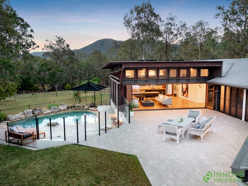 9 Sunset Grove, Samford Valley, QLD 4520