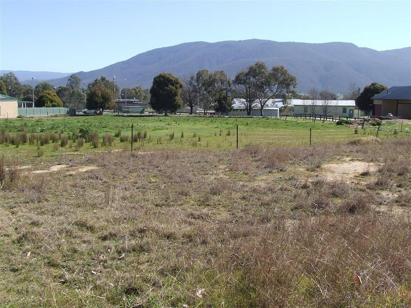 5157 Strzelecki Way, Corryong, VIC 3707