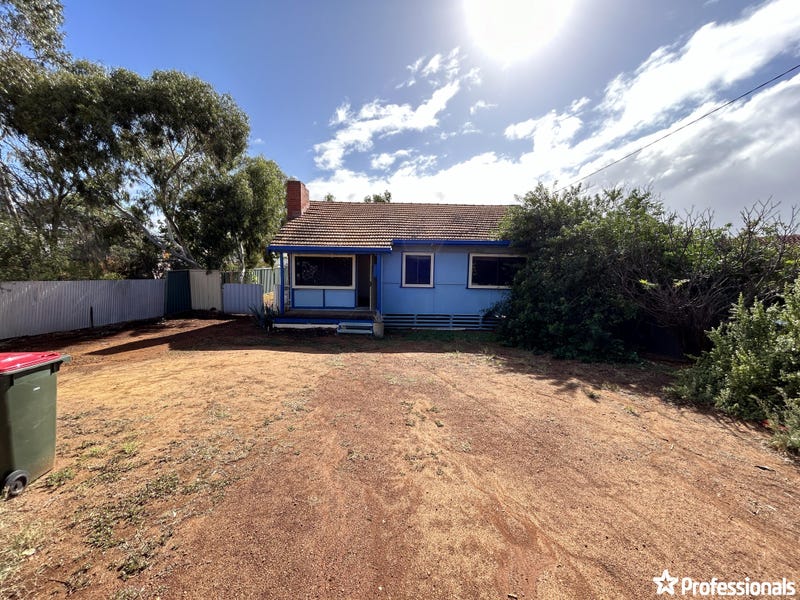 21 Main Road, Mullewa, WA 6630 House for Sale