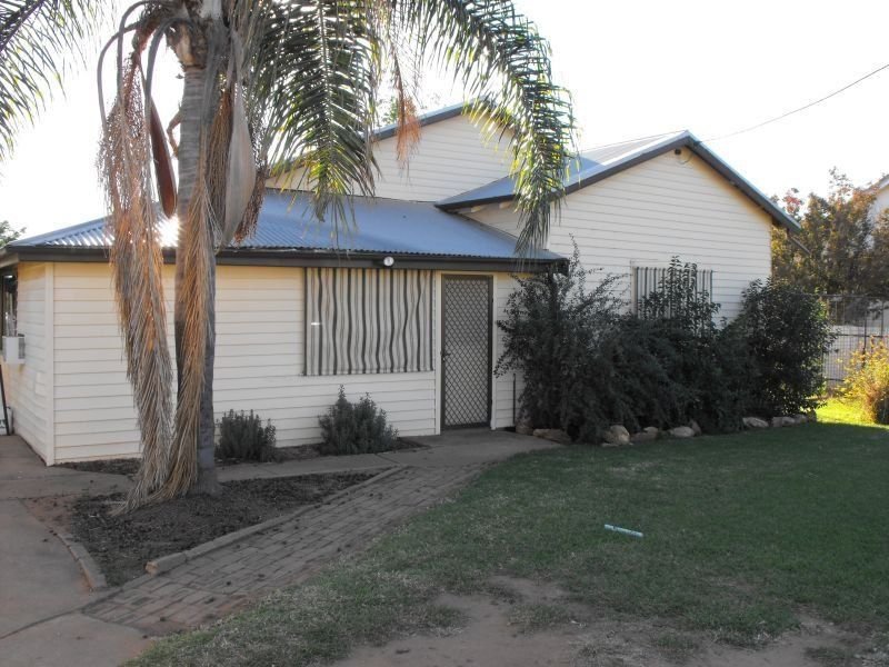 96 Wambiana Street, Nyngan, NSW 2825