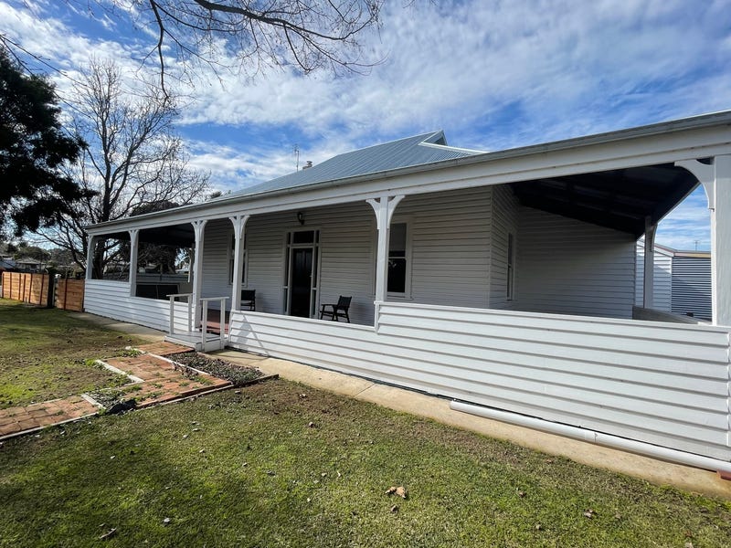 8 Wood Street, Jerilderie, NSW 2716