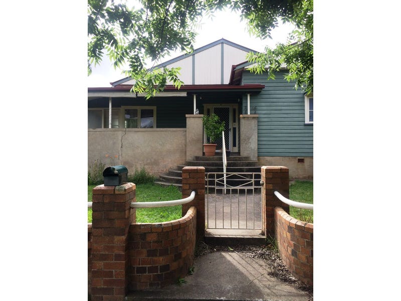 68 Marsh Street, Armidale, NSW 2350