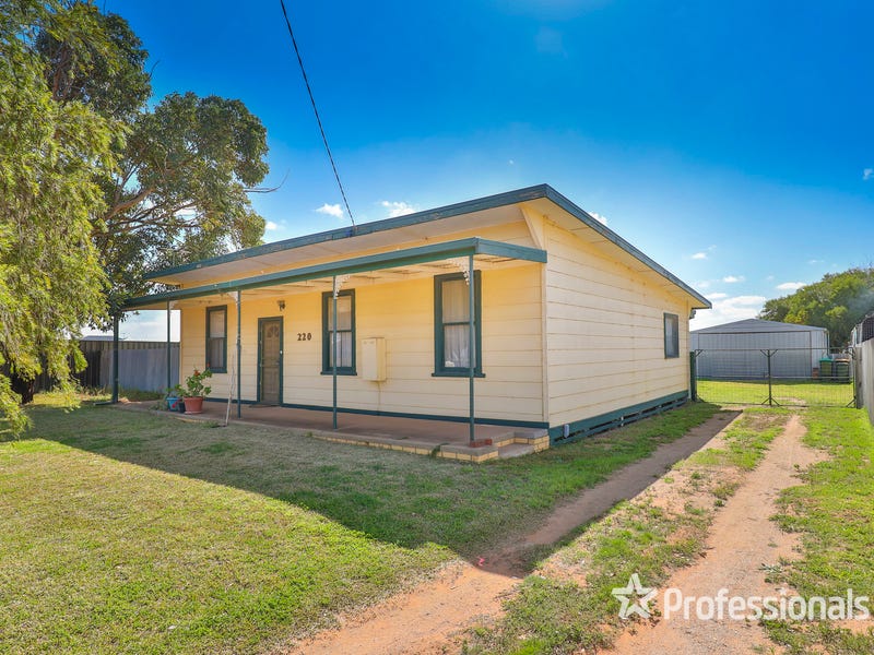 220 Sixteenth Street, Mildura, Vic 3500 Property Details
