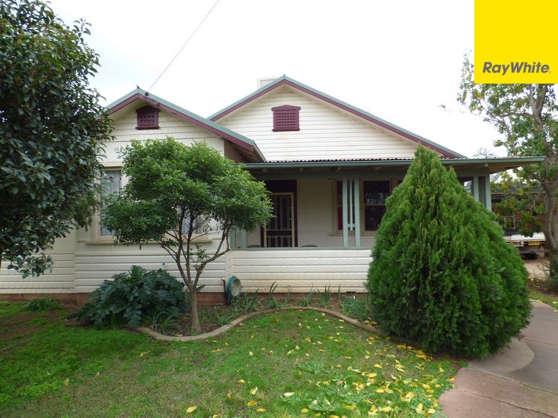 19 Pye Street, Eugowra, NSW 2806 Property Details