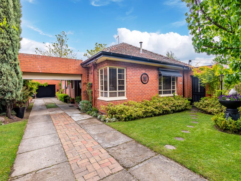 245 Dowling Street, Wendouree, VIC 3355