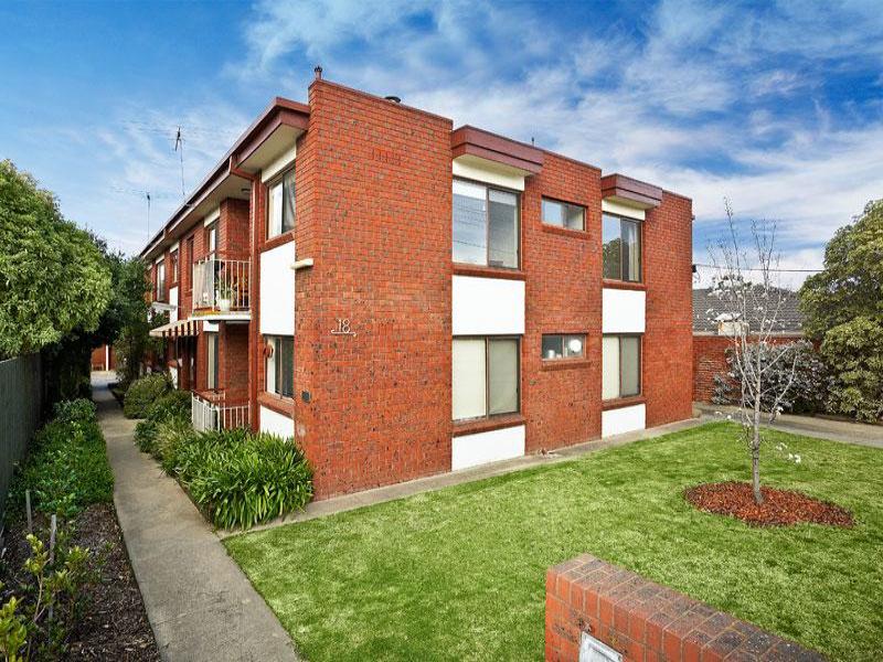 4/18 Balmoral Street, Essendon, VIC 3040