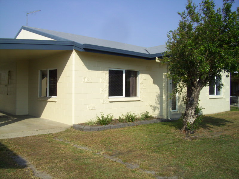 9 Maria Street, Flying Fish Point, QLD 4860