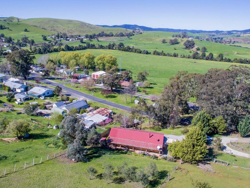 27 Main Road, Buchan, Vic 3885 Property Details