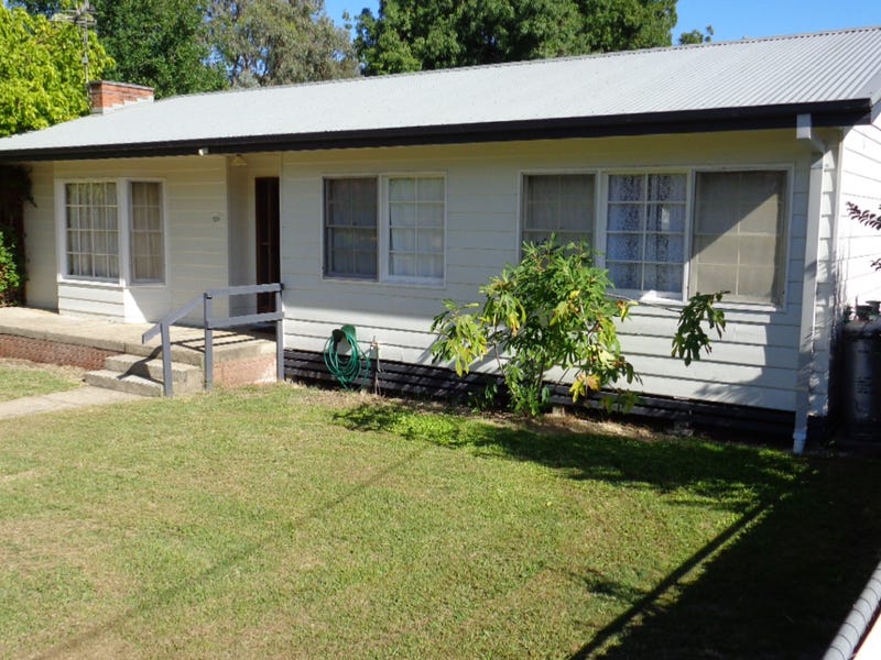108 Harris Street, Corryong, Vic 3707 - Property Details