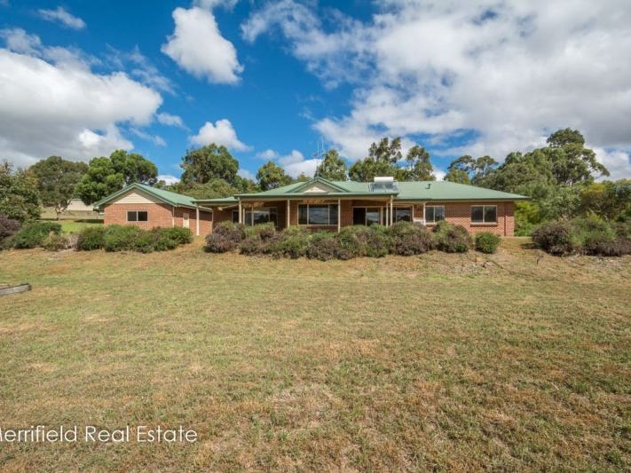 15 Willow Place, Willyung, WA 6330 Property Details