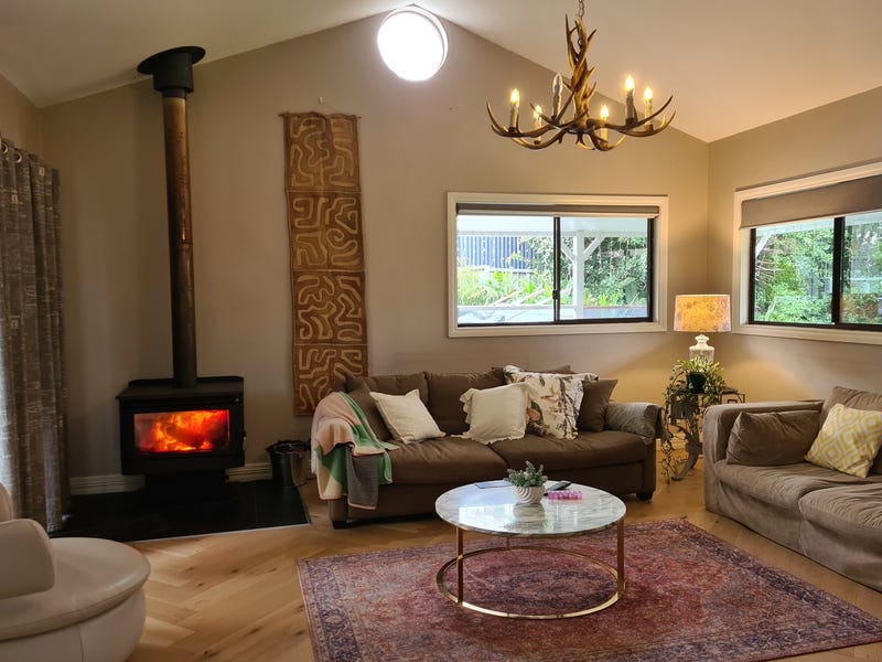 Real Estate & Property for Sale in Lake Tabourie, NSW 2539 (+2