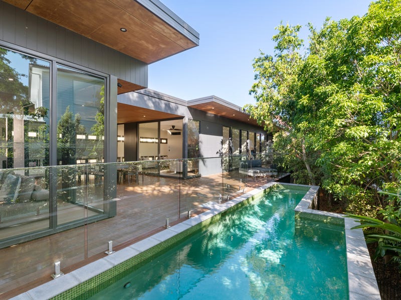 27 Katoomba Avenue, Hawthorne, Qld 4171 Property Details