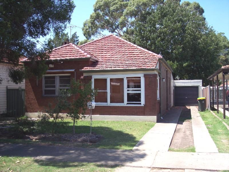 30 Windsor Avenue, Croydon Park, NSW 2133