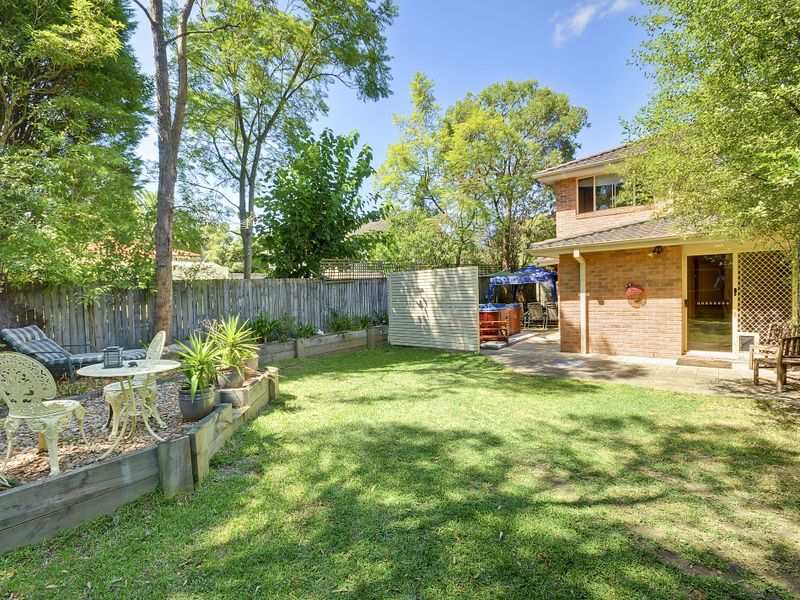 2/20A Ethel Street, Hornsby, NSW 2077 Property Details