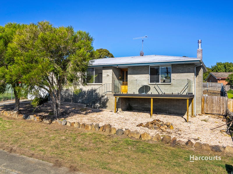 24 Boyle Street, Triabunna, Tas 7190 House for Sale