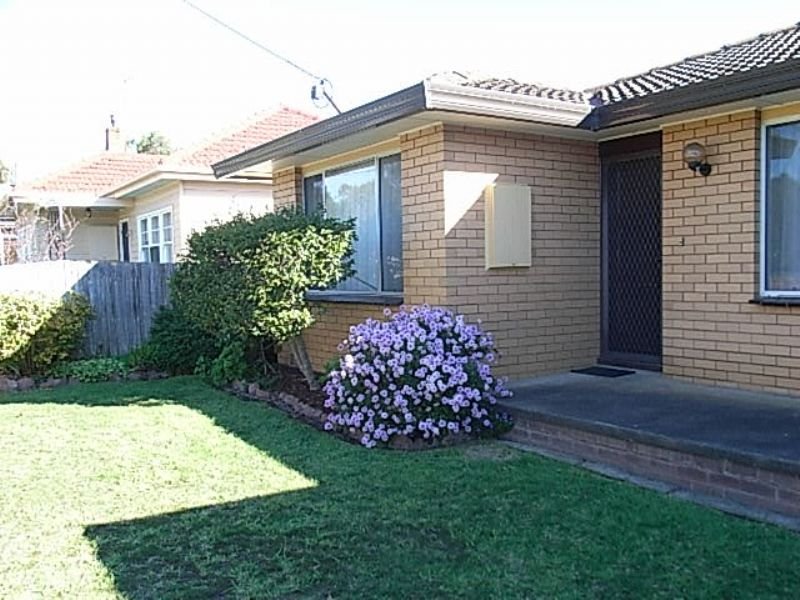 9 Edgar Road, San Remo, VIC 3925