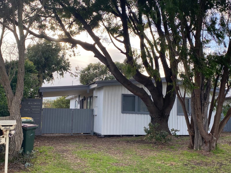 16 Blanche Street, St Leonards, VIC 3223