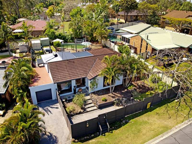 5 Stretton Drive, Helensvale, Qld 4212 Property Details