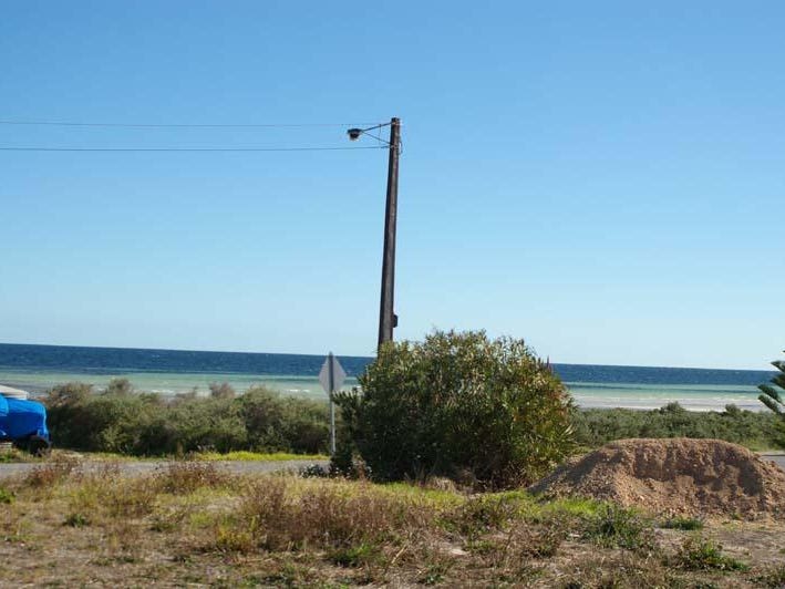 4 Foreshore Road, Hardwicke Bay, SA 5575