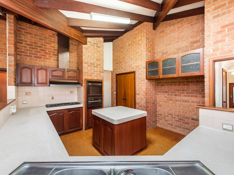 6 Donald Drive, Safety Bay, WA 6169