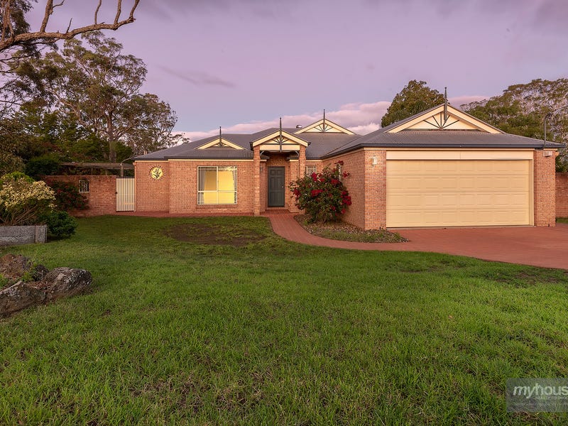 12 Tower Cres, Gowrie Junction, QLD 4352