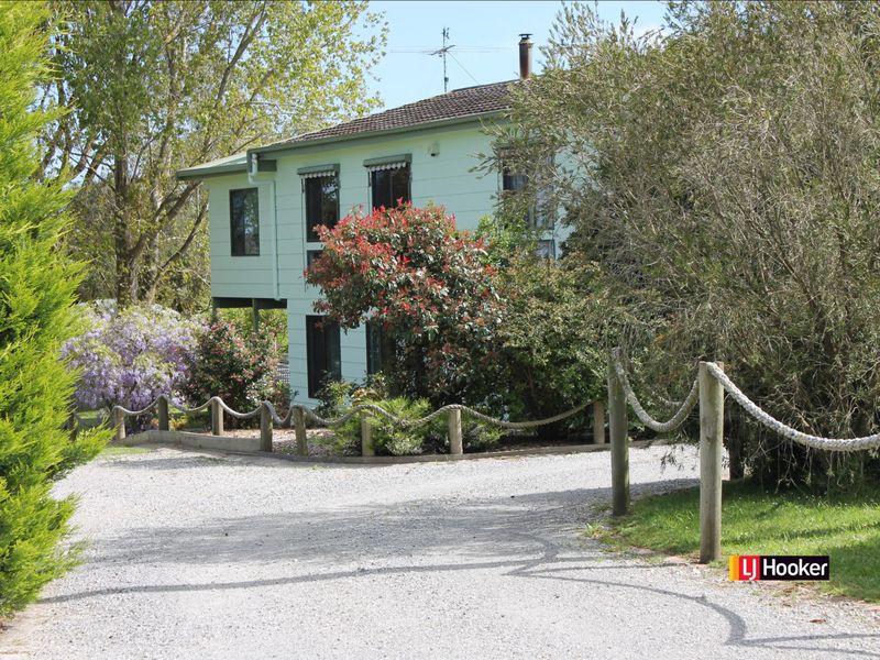 6795 Bass Highway, Inverloch, Vic 3996 Property Details