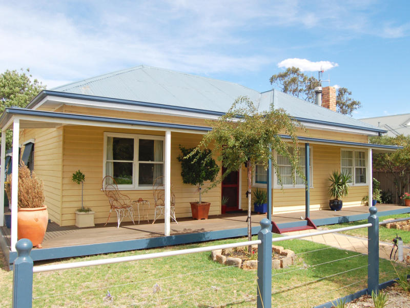 75 Victoria Street, Nhill, Vic 3418 Property Details