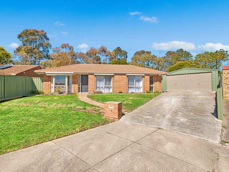 5 Porto Court, Cranbourne North, VIC 3977