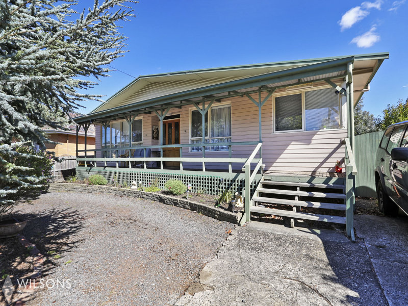 120 South Valley Road, Highton, VIC 3216