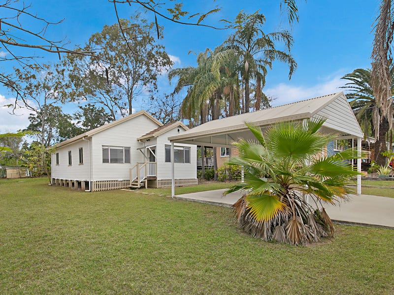 22 Gladstone St, Oxley, Qld 4075 Property Details