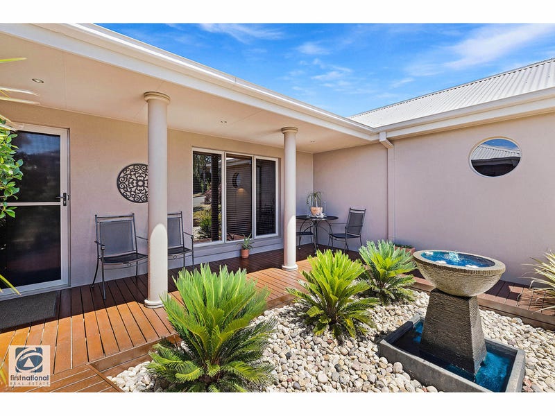 16 Cromie Drive, Warragul, Vic 3820 Property Details