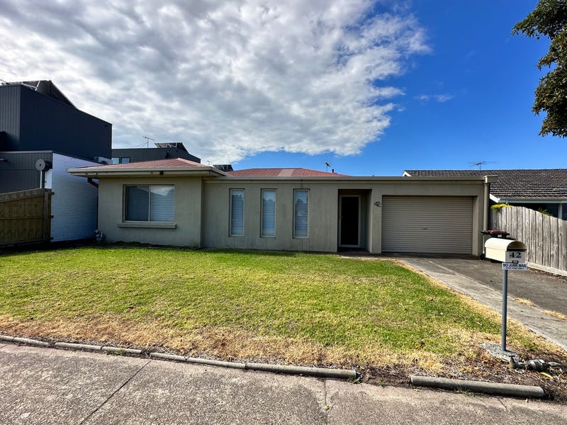 42 Blanche Street, St Leonards, VIC 3223