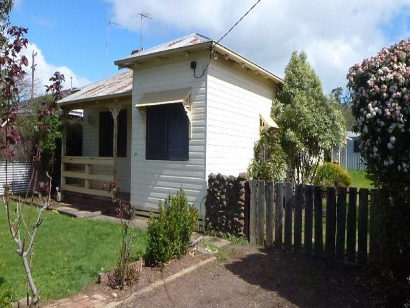 139 Napier Street, Creswick, VIC 3363