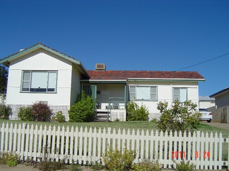 11 Carnarvon Street, Port Denison, WA 6525